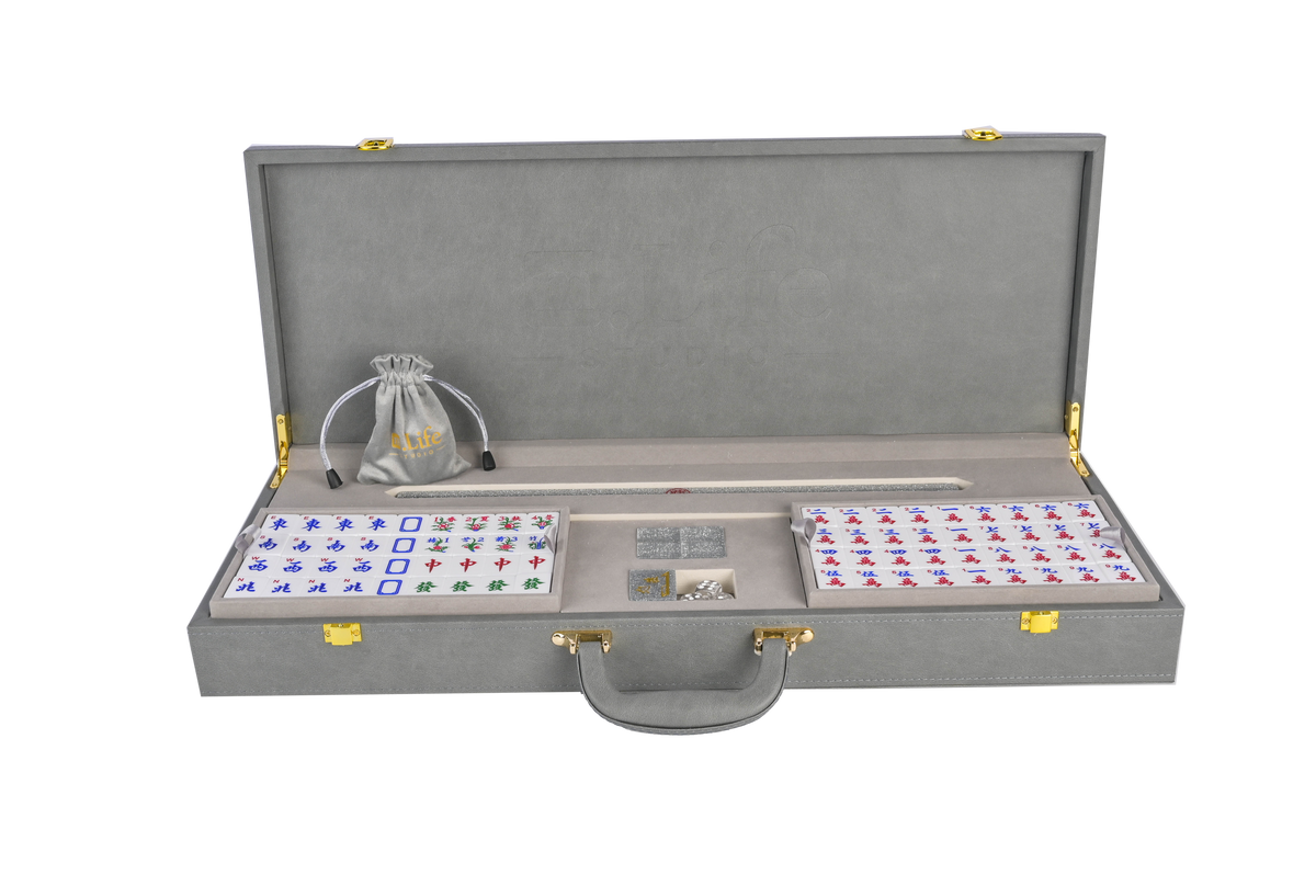 Silver Sparkle Mahjong Set