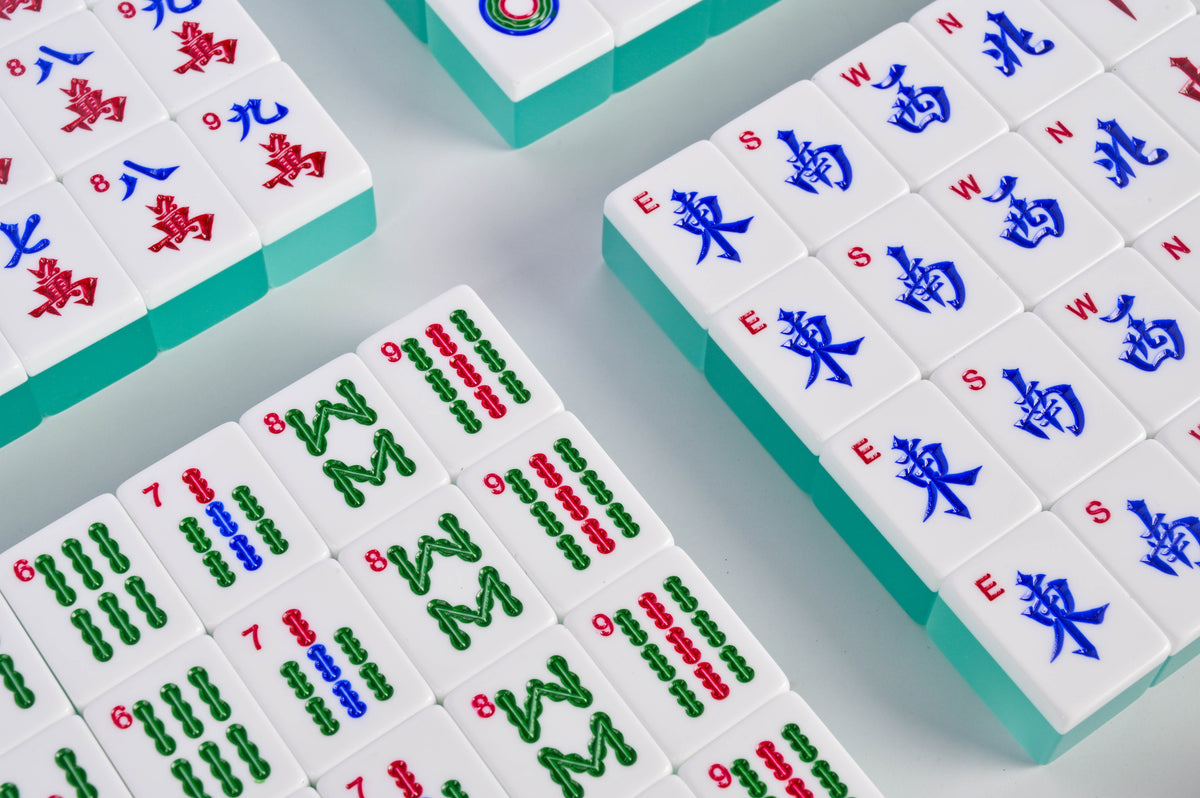 Seafoam Jade Mahjong Set