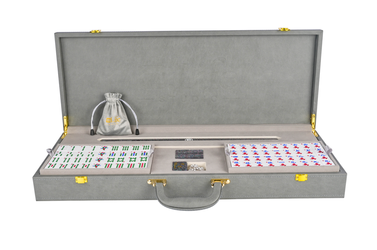 Onyx Sparkle Mahjong Set