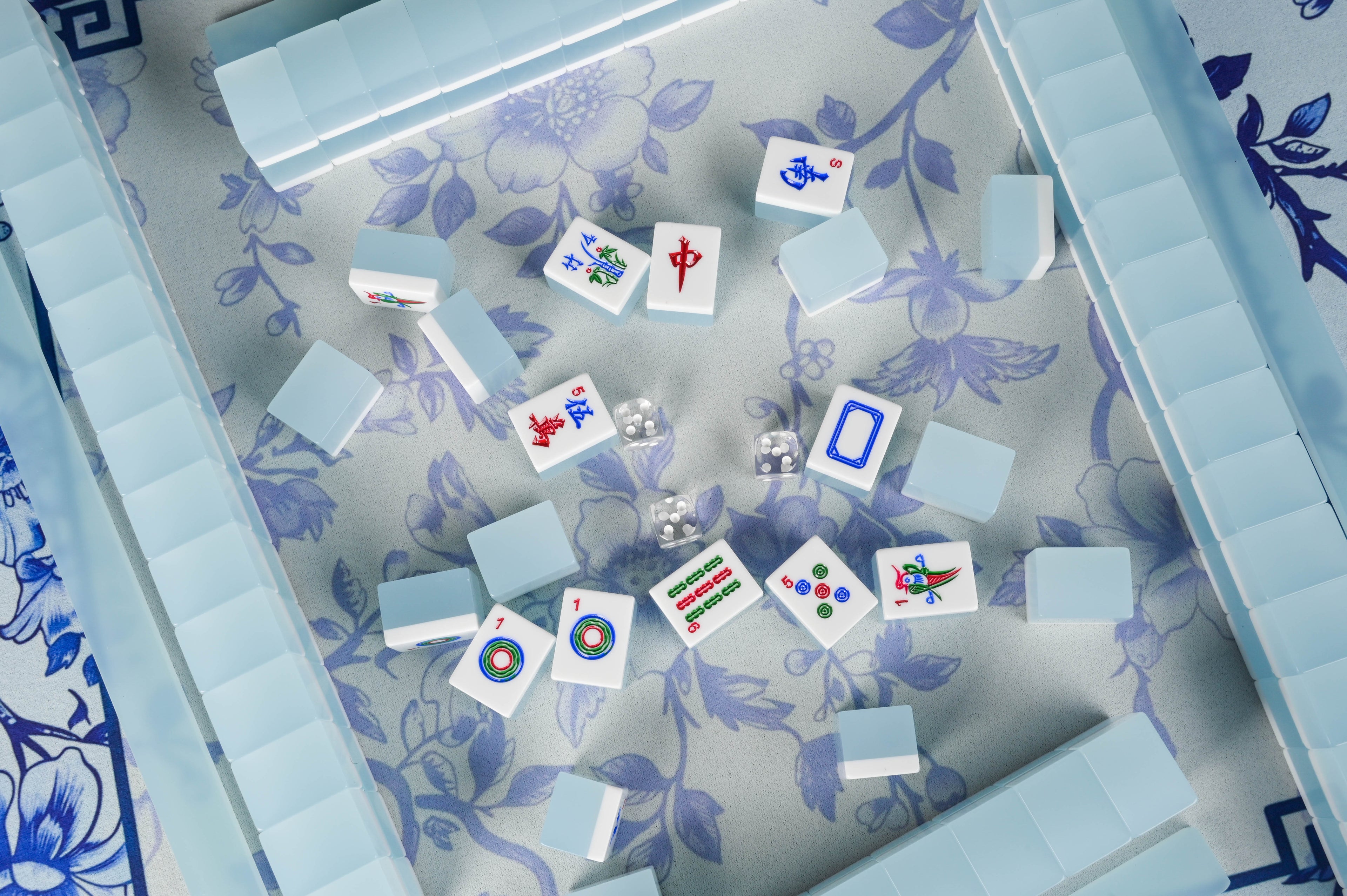 Azure Mist Mahjong Set
