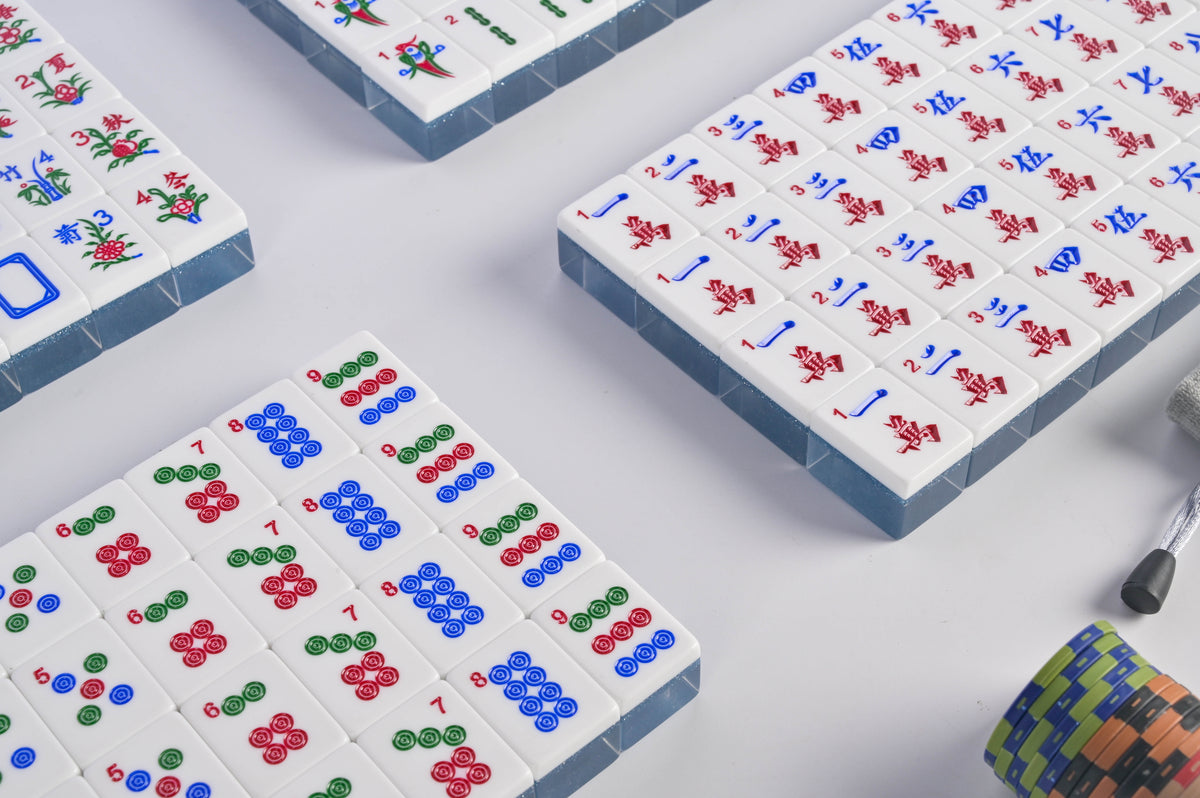 Azure Sparkle Mahjong Set