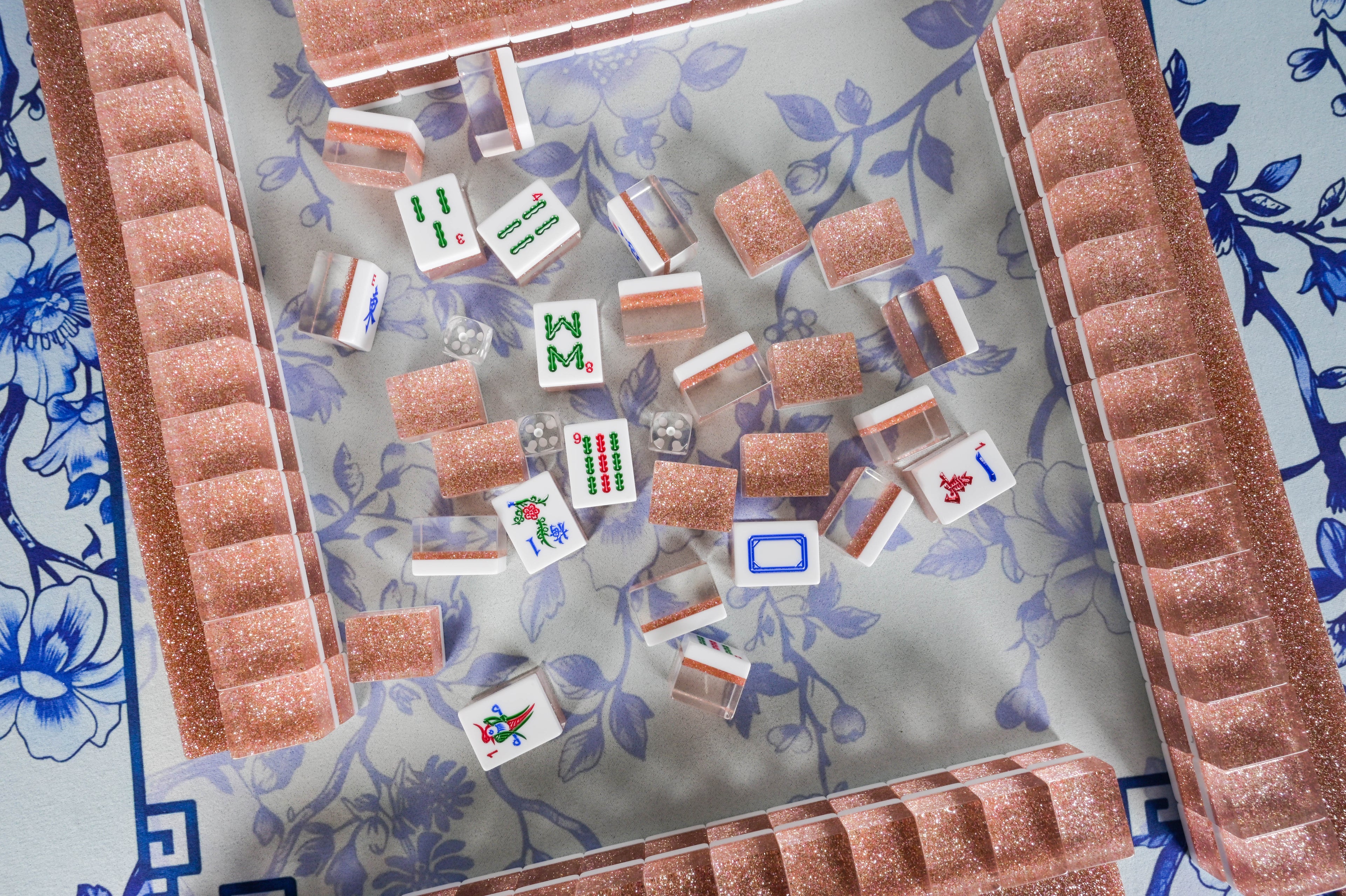 Rose Gold Sparkle Mahjong Set