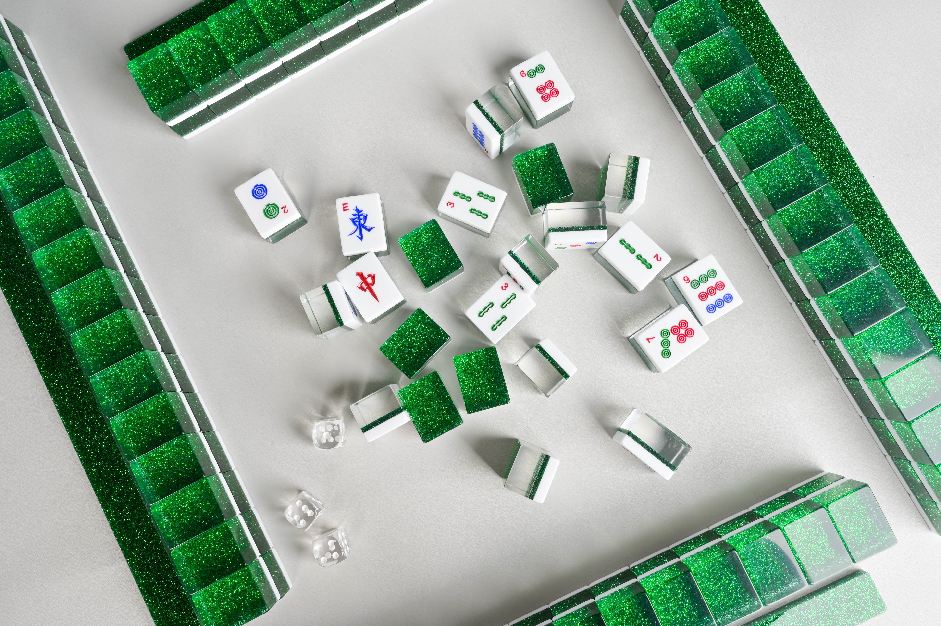 Emerald Sparkle Mahjong Set