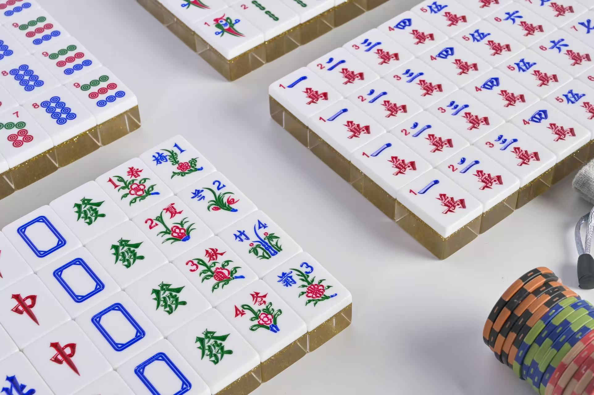 Gold Sparkle Mahjong Set